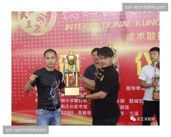 专访裁判公司负责人：谈AI助理裁判语音提示系统在压力判罚中的辅助作用