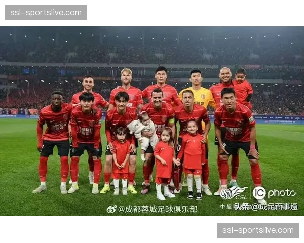 VAR再度成为焦点：上海海港对阵成都蓉城比赛，取消一粒进球